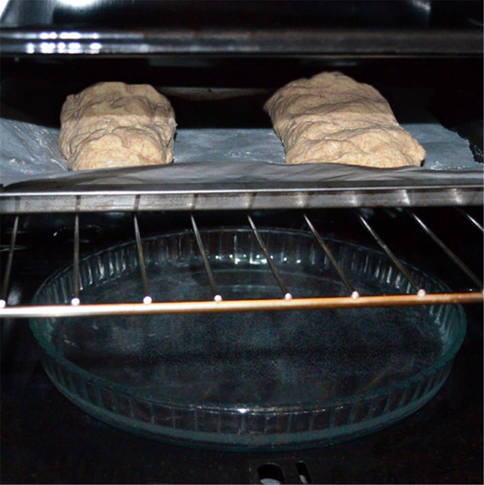 Come cuocere il pane fatto in casa al forno - Tom Press